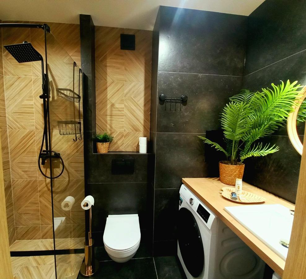 ביאליסטוק Vip Apartament Malmeda Jacuzzi מראה חיצוני תמונה